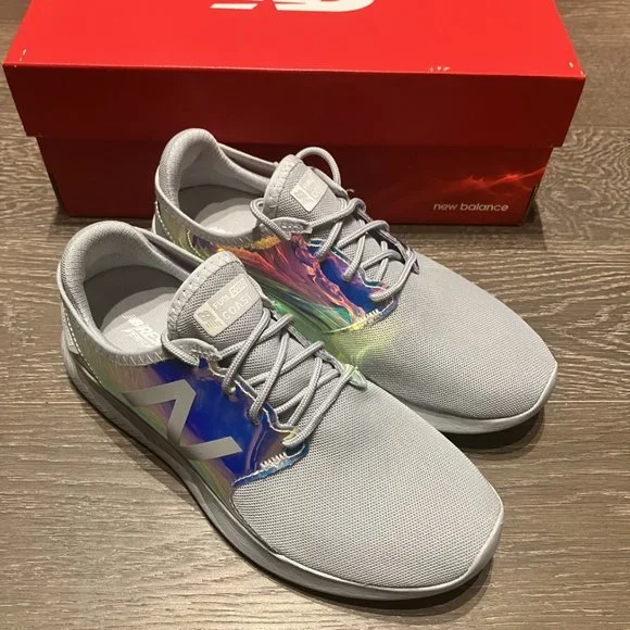 Super fun and light New Balance Sneakers - NWOT - Picture 2 of 7